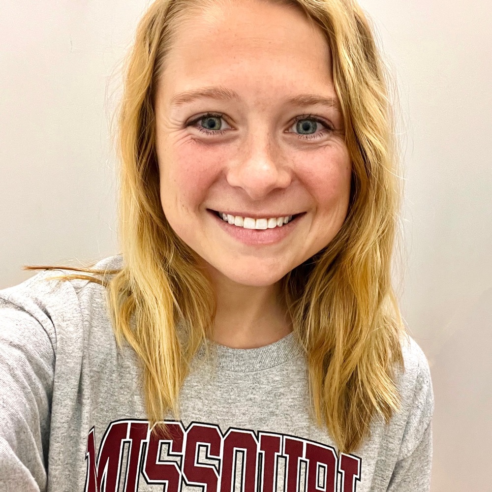 Meet your Posher, Alyssa